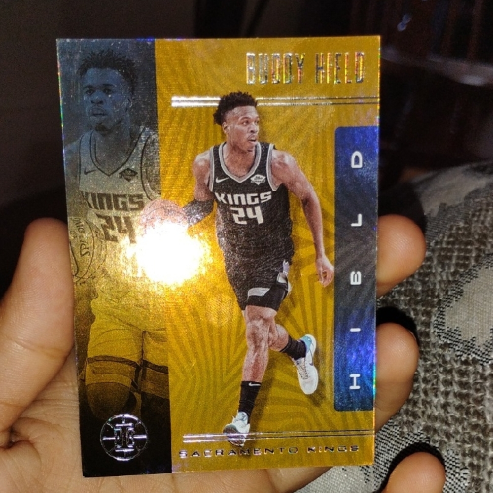 Sacramento Kings Buddy Hield Trading Card - Gold and Black